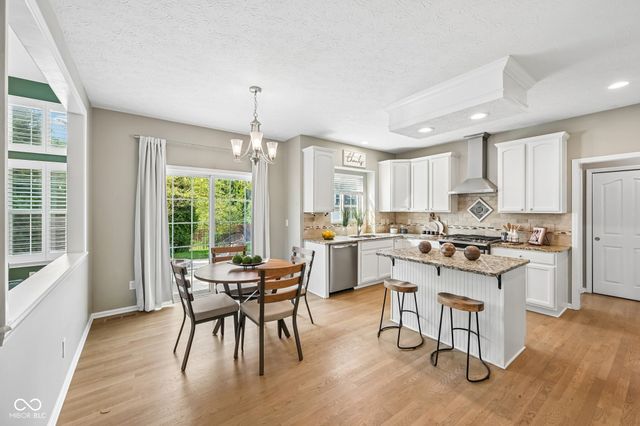 6177 Grove Walk Court, Noblesville, IN 46062