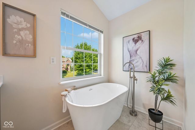 6177 Grove Walk Court, Noblesville, IN 46062