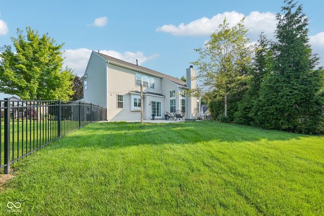 6177 Grove Walk Court, Noblesville, IN 46062