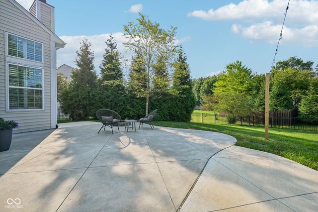6177 Grove Walk Court, Noblesville, IN 46062