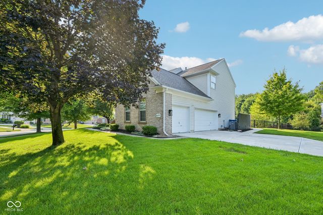 6177 Grove Walk Court, Noblesville, IN 46062
