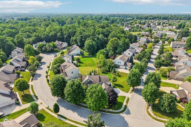 6177 Grove Walk Court, Noblesville, IN 46062