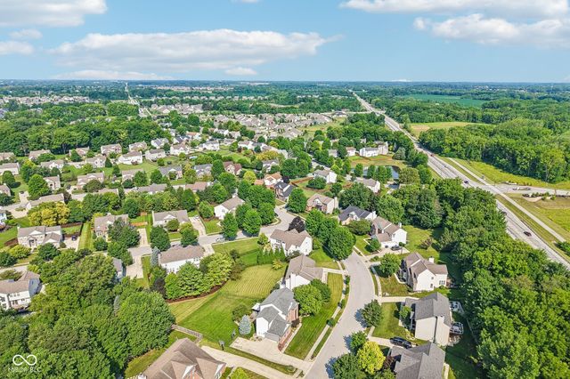 6177 Grove Walk Court, Noblesville, IN 46062