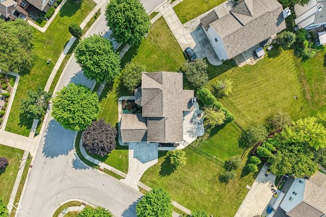 6177 Grove Walk Court, Noblesville, IN 46062
