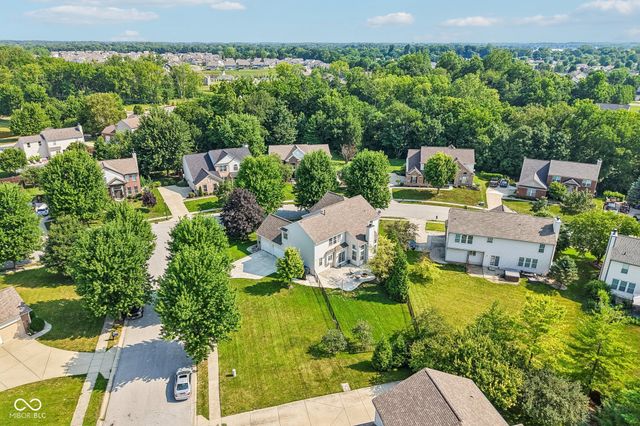 6177 Grove Walk Court, Noblesville, IN 46062