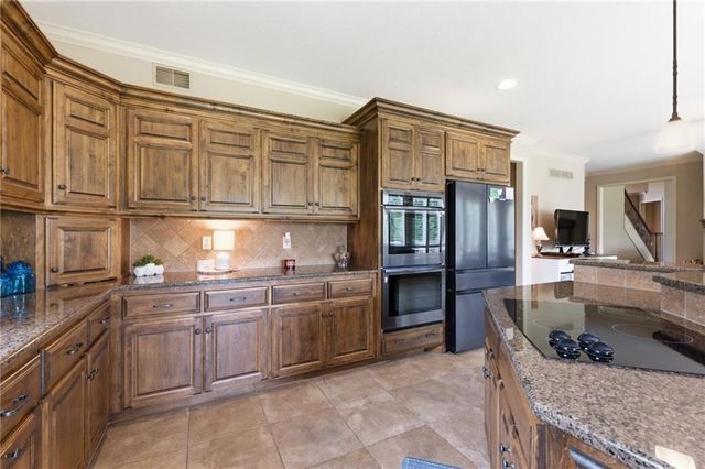 17317 S Wheatland Drive, Belton, MO 64012
