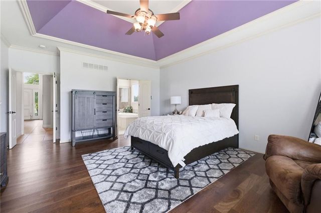 17317 S Wheatland Drive, Belton, MO 64012
