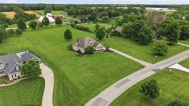 17317 S Wheatland Drive, Belton, MO 64012