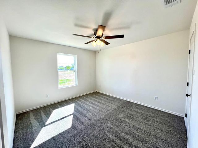 807 N Van Buren Street, San Angelo, TX 76901