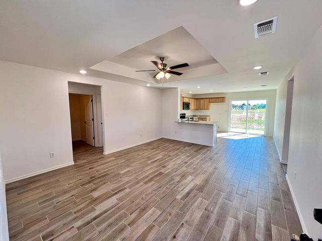 807 N Van Buren Street, San Angelo, TX 76901