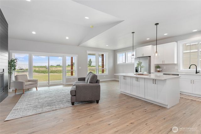 316 W 3rd Street, Everson, WA 98247