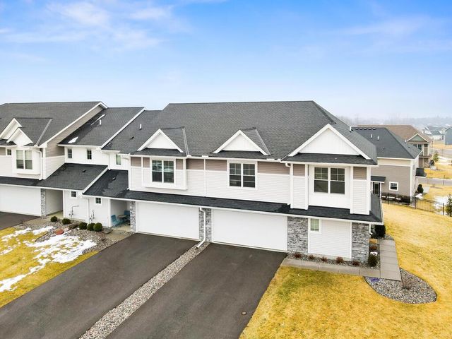 9647 Poplar Drive, Victoria, MN 55386