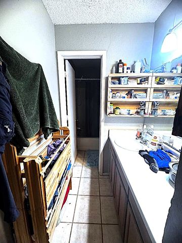 6608 Central Avenue, North Richland Hills, TX 76182