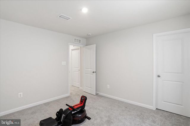 124 PERIDOT DR, Chambersburg, PA 17202