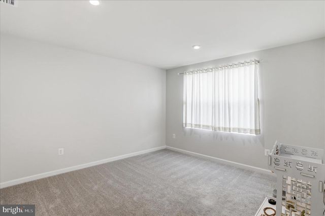 124 PERIDOT DR, Chambersburg, PA 17202