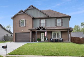 1052 Fuji Ln, Clarksville, TN 37040