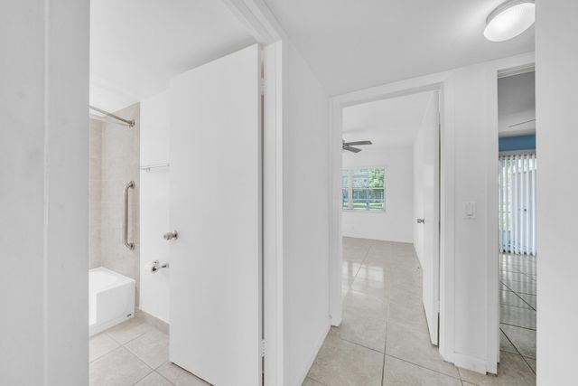 169 Suffolk E, Boca Raton, FL 33434