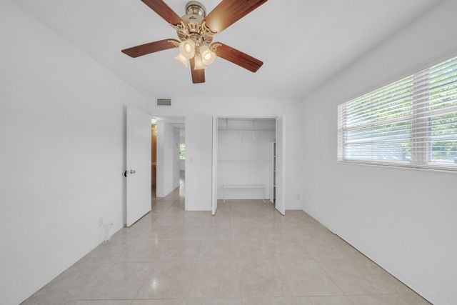 169 Suffolk E, Boca Raton, FL 33434