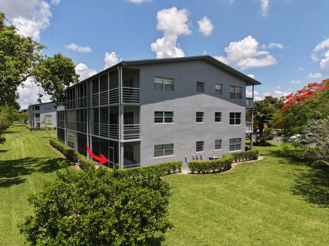 169 Suffolk E, Boca Raton, FL 33434