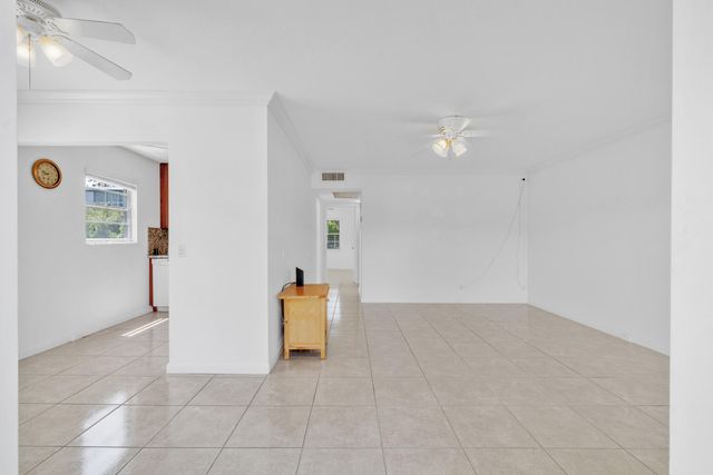 169 Suffolk E, Boca Raton, FL 33434