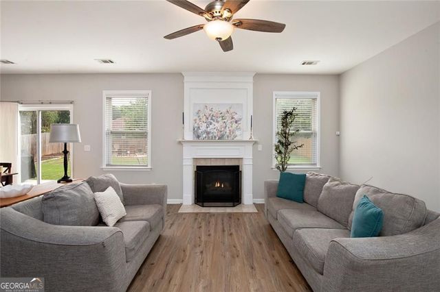 5180 Fieldgate Ridge Drive, Cumming, GA 30028
