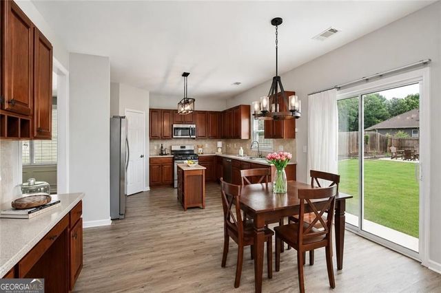 5180 Fieldgate Ridge Drive, Cumming, GA 30028