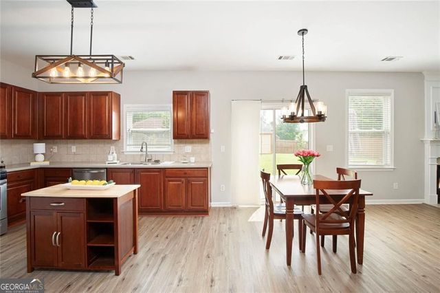 5180 Fieldgate Ridge Drive, Cumming, GA 30028