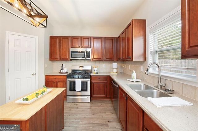 5180 Fieldgate Ridge Drive, Cumming, GA 30028