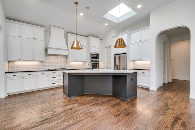 3884 Sevilla Drive, Frisco, TX 75034