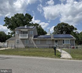 302 KADLUBECK WAY, Tuckerton, NJ 08087