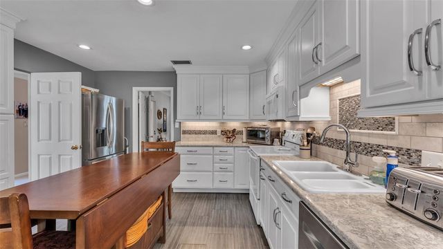 901 WOODWARD STREET, Lakeland, FL 33803