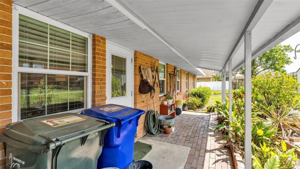 Image 48 of property listing at 901 WOODWARD STREET, Lakeland, FL 33803