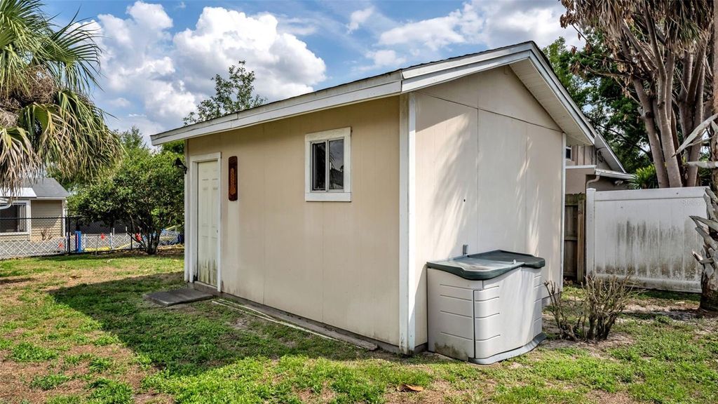 Image 51 of property listing at 901 WOODWARD STREET, Lakeland, FL 33803