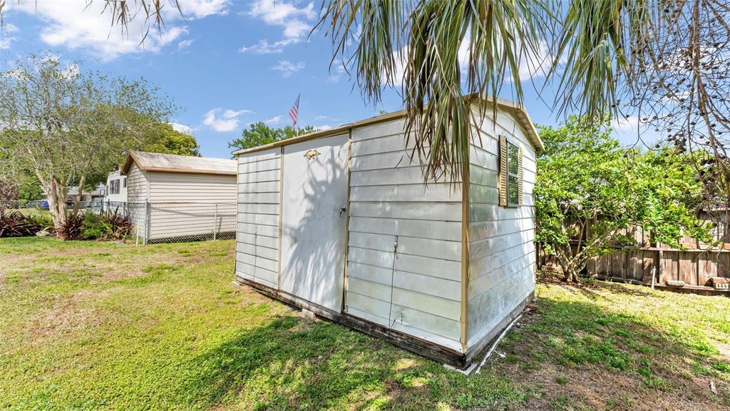 Image 54 of property listing at 901 WOODWARD STREET, Lakeland, FL 33803