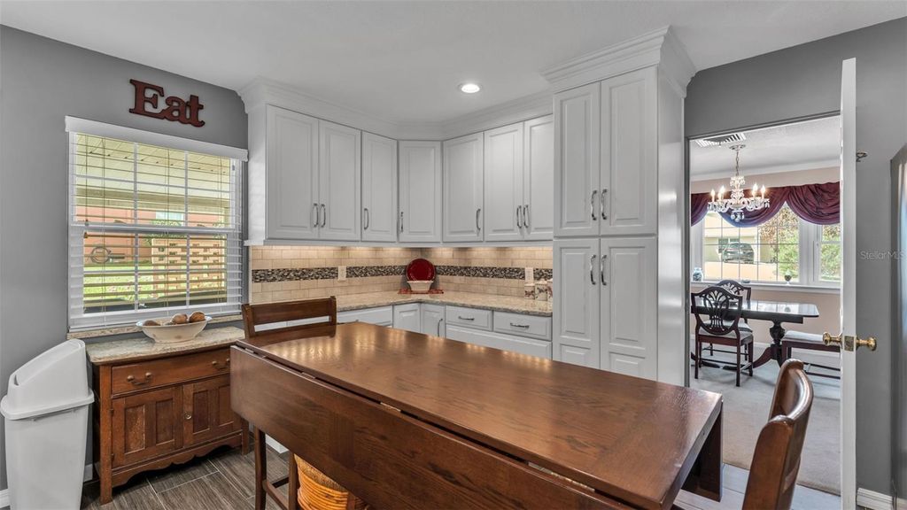 Image 10 of property listing at 901 WOODWARD STREET, Lakeland, FL 33803