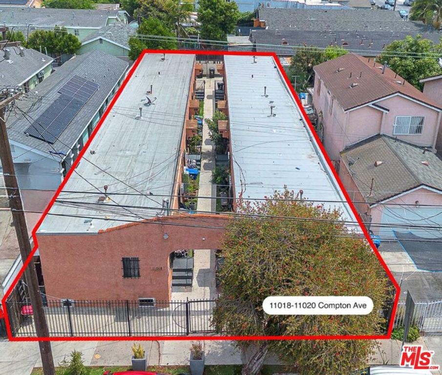-11020 Compton Avenue, Los Angeles, CA 90059
