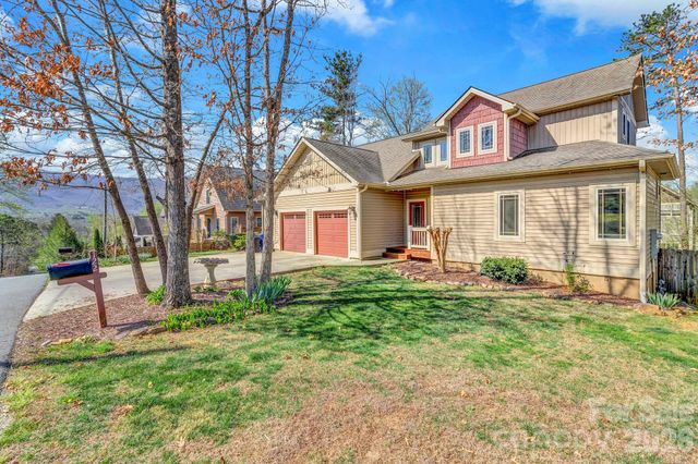 122 Craggy Street, Black Mountain, NC 28711