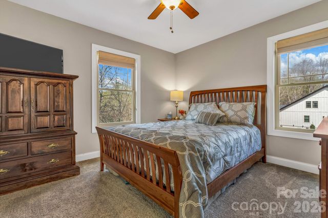 122 Craggy Street, Black Mountain, NC 28711