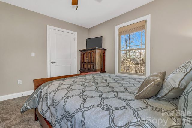 122 Craggy Street, Black Mountain, NC 28711