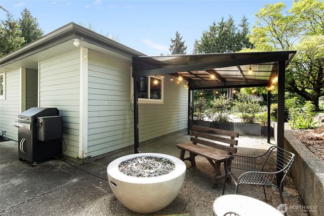 4500 S Alaska Street, Seattle, WA 98118