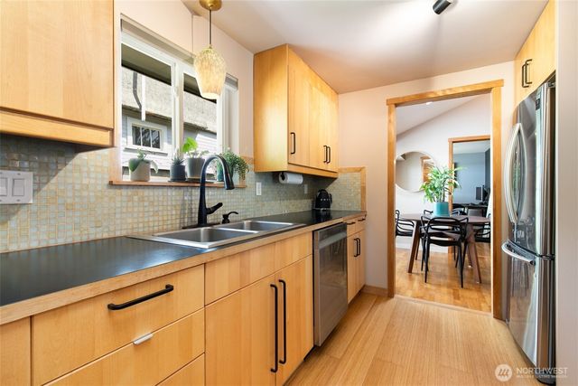 4500 S Alaska Street, Seattle, WA 98118