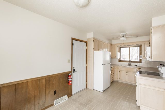 410 Horn Avenue, Moorhead, MN 56560