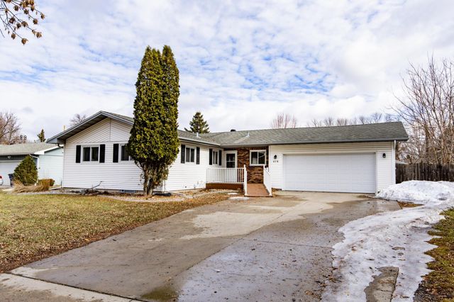 410 Horn Avenue, Moorhead, MN 56560
