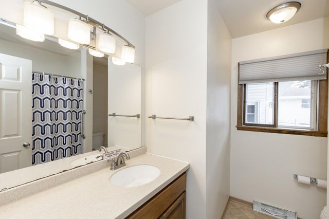 410 Horn Avenue, Moorhead, MN 56560