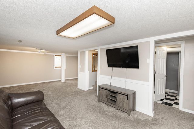 410 Horn Avenue, Moorhead, MN 56560