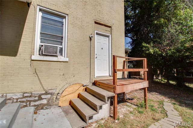 1011 State Street, Alton, IL 62002