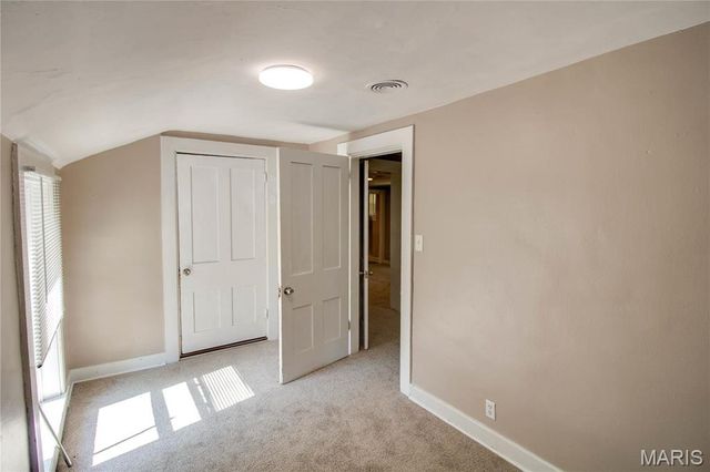 1011 State Street, Alton, IL 62002