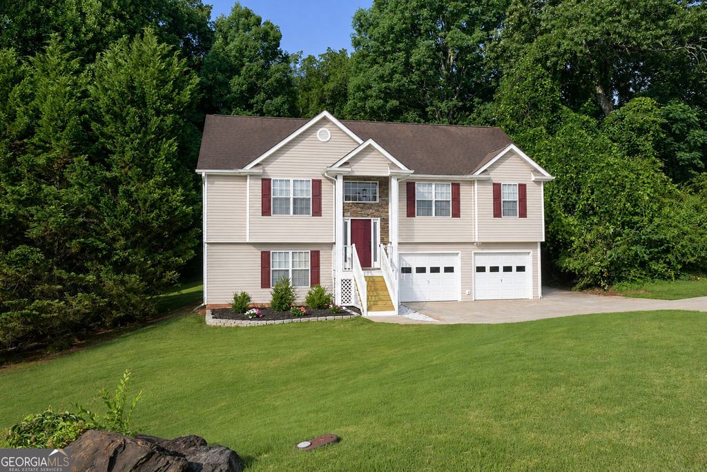 114 Waterbury Lane, Braselton, GA 30517