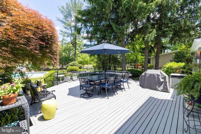 114 ROSEWOOD DR, Lansdale, PA 19446