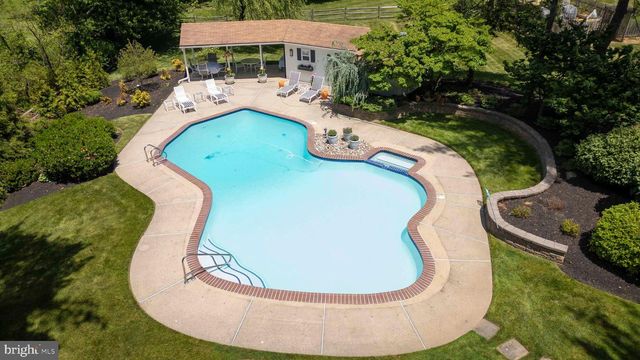 114 ROSEWOOD DR, Lansdale, PA 19446